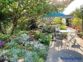 Maison confortable à Bréhémont avec jardin paisible - Image 2