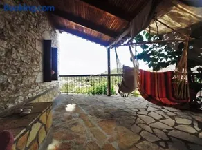 Panorea's Stone House - Image 4