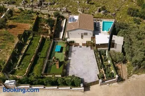 Halaro Villa - Image 4