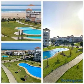 Tranquil Waves Residence - Image 1
