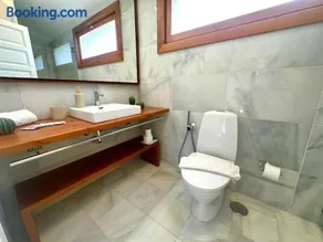 Marble Sun Luxury by Deihu Experiences - Image 2