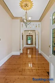 Beautiful Federation Residence for 16 Guests great for wedding functions - Image 4