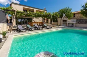House with pool Poli Stare nuoni - Image 2