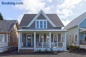 Sandy Tales by Seabrook Hospitality - Image 1