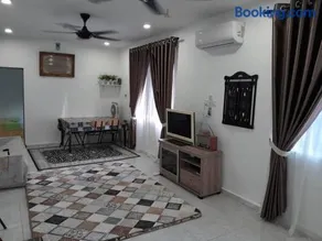 Salyah Homestay - Image 1