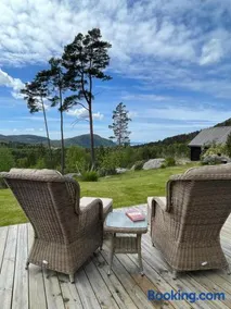 Cabin near Pulpit Rock - Image 2
