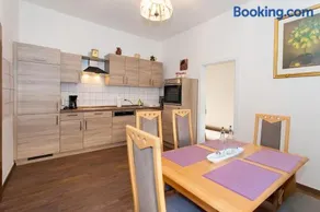 Apartment Zoey - Image 1