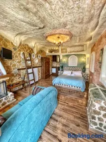 Anilia Guesthouse - Image 4
