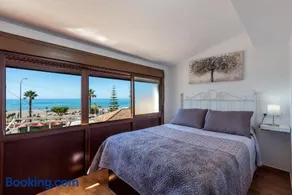 Apartamento a pie de playa - Image 2
