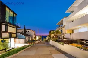 Manhattan Beach Guest Suite - Image 3