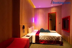 You Want Motel - Image 2