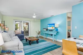 Lulu's Crescent Cottage #2 - Image 2