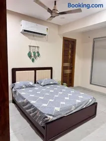 Aira- the lake view villa - Image 2