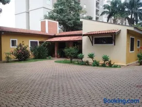 Chácara Linda e Aconchegante com 300mega Internet, Quadra Beach Tennis e Mesa de Sinuca - Image 3