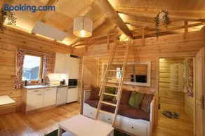 Blockhaus Chalet mit beheizbarem Badefass und Infrarotsauna auf der Terrasse - Image 3