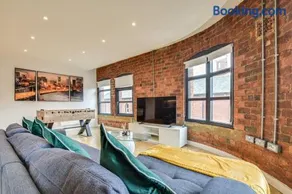 New York Apartments - Image 2