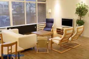 Lighthouse Beach Apartment - Image 4