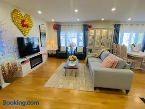 Home in Niagara Falls 3BR 10 Mins to Falls - Image 1