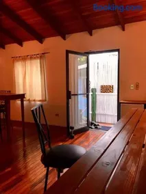 Lofty, fully equipped apartment in the heart of Montezuma - Image 3