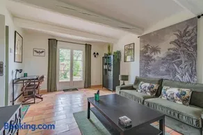 Mazet Magnan, Rustic Luxury in Provence - Image 2