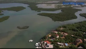 Luxurious 4 bedroom Villa next to the lagoon - Image 3