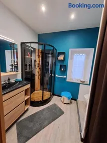 Chez Mary - Image 5