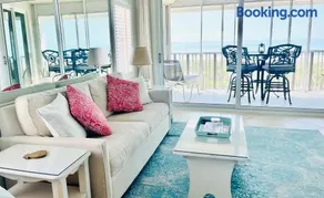 Breathtaking Views at Seaspray - Oceanfront accomodations - Image 1