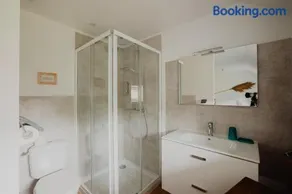 Apartamento vacacional apto para niños con terraza y barbacoa - Image 3