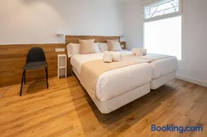 Elegant Rooms Lasarte - Image 4