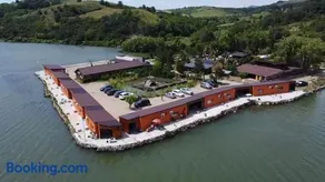 Belvedere Yacht Club Berzasca - Image 2