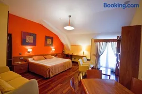 Hotel Los 5 Pinos - Image 2