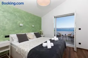 Apartments Ban - Image 4