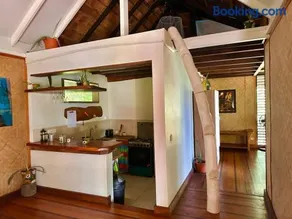 Te Ava Iti Bungalows Lagoon View & Beach Access - Image 4
