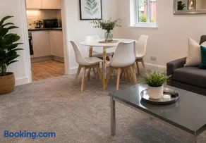 K Suites - Walsingham Close - Image 4