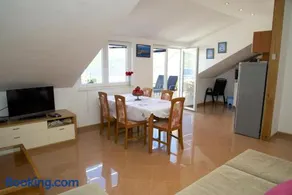 Premier View - Image 3