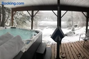 7 Bedroom Lakefront with Private Dock - Image 3