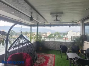 Sky view penthouse and 6 rooms , no lift - Image 1