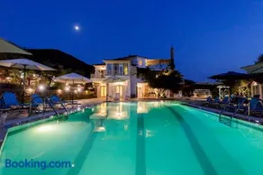 Villa Needa's - Eros Loft with Infinity Pool - Image 2