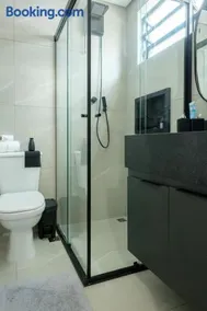 Suíte Privativa em Lindo Ap Compartilhado - Meia Quadra da Praia Wifi AC - Image 4
