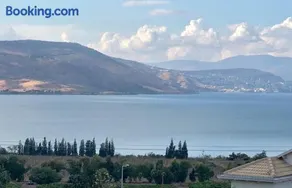 Me & U My Zimmer In The Kinneret - Image 1