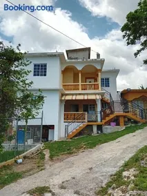 Cherry's Homestay - Image 5