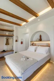 Kastel - Your Milos Hideaway - Image 3