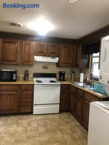 Captain's Quarters - Image 4