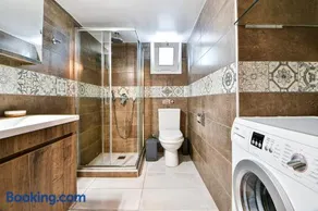 Koukounari Luxury Apartments - Image 5