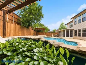 Corinth Oasis Getaway - Image 3
