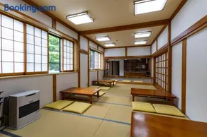 奥日光湯元温泉 山の宿 - Image 1