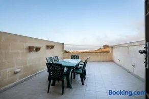 2BD Spacious Apartment with Front Terrace and Country Views - Gozo Island - Image 2