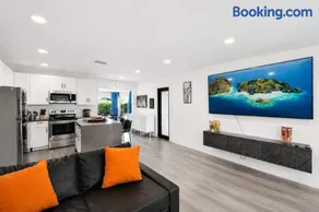 Miami Cruise Family House - Image 3