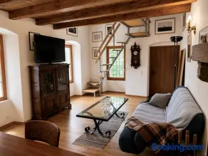 Santorini by Quokka 360 - Alpine Apartment in Leventina - Image 2