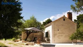 Mendula Vacation Home - Image 3